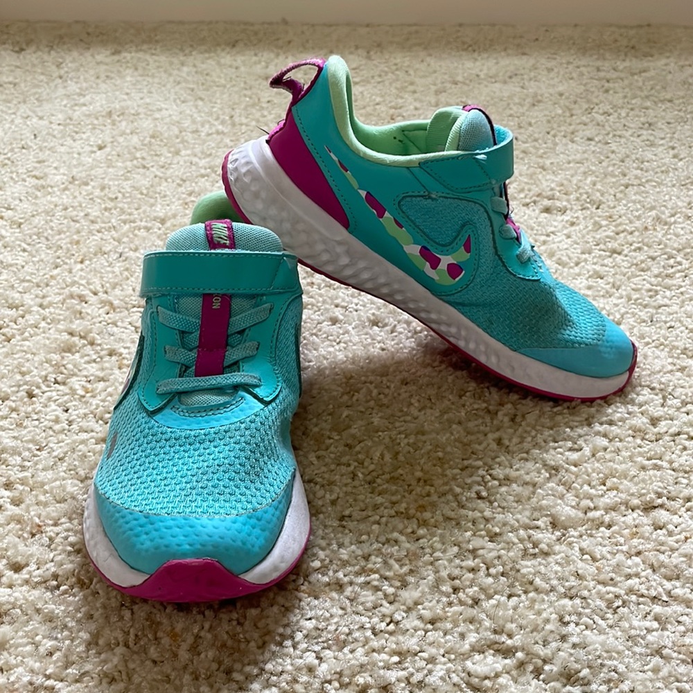 Nike tennis shoes, kids size 2